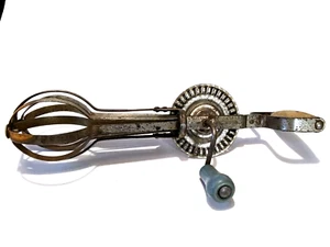 Vintage Egg Beater Hand Held Crank Mixer Stainless Steel Blue handle USA - Picture 1 of 4
