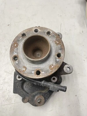 Jeep Renegade 2015-2018 tracción delantera trasero izquierdo pasajero husillo nudillo rueda buje OEM Foto 1 de 4