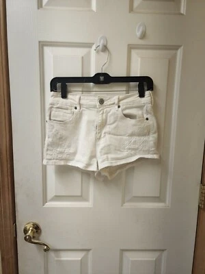 Белые джинсовые шорты Kendall and Kylie размер 7Waste 13 внутренний шов 1,5 подъем 9,5 - Изображение 1 из 4