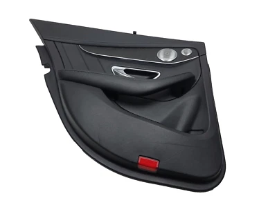 Panel de puerta trasero izquierdo Mercedes C300 2015-2020 OEM Foto 1 de 4