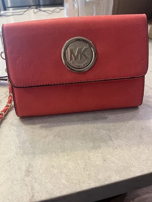 Michael Kors Jet Set Travel Small Flap Shoulder Bag Crossbody Gold MK Signature - Image 1 of 4