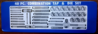 Juego de 40 grifos y troqueles C M Cummins Mack CM1408 ligeramente usado Foto 1 de 3