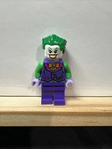 Lego DC Super Heroes The Joker Minifigure Batman Villain Genuine - Picture 1 of 5
