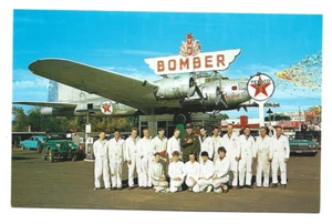 Postal reimpresa The Bomber Airplane Gas, Service Station MILWAUKE, OR 1997 - Imagen 1 de 1