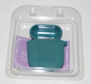 New Solid Pine Green Silicone AirPods 2nd Gen Protective Case with Clip - Picture 1 of 2