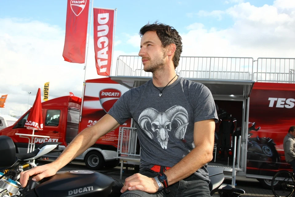 Ducati Idm 3C Carbon Team Fan Max Neukirchner #76 Grey RAM New - Image 1 of 1