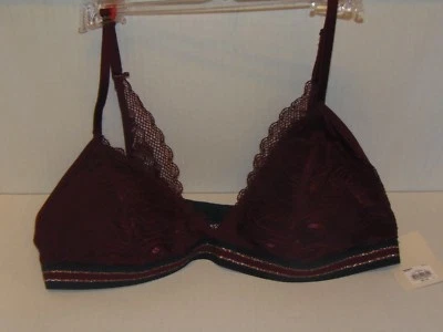 SO BRALETTE - TALLA X-GRANDE - MORADO - VENTA AL POR MENOR $24 (SUJETADOR-827) Foto 1 de 4