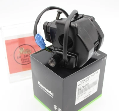 KAWASAKI Genuine THROTTLE LEVER W/ 4WD SWITCH 39074-0011 fit PRAIRIE 360 650 700 - Image 1 of 4