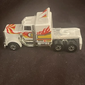 Vintage 1982 HOT WHEELS KENWORTH LONG SHOT SEMI Rare Flames Truck Original Mint - Picture 1 of 8