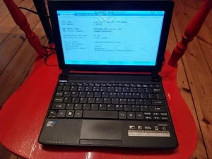 emachines Netbook eM 350 mit Bild & Netzteil,SSD Problem 1 Taste fehlt für Teile - Bild 1 von 23
