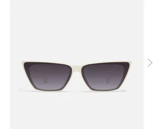 Quay Bad Habit Sunglasses. Bone/white Frame. Smoke Lens. Cat eye - Picture 1 of 5