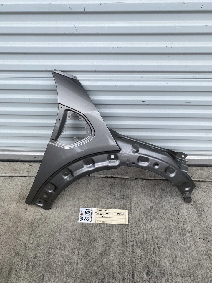 2017 2018 2019 2020 MINI COOPER COUNTRYMAN RIGHT SIDE FENDER OEM NO SHIPPING - Image 1 of 4