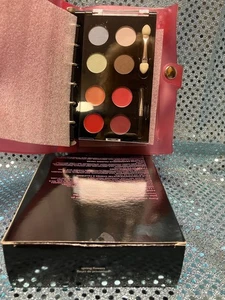AVON GET ORGANIZED BEAUTY AGENDA SPRING FLOWERS Eyes, Lips, Face Blush & Powders - Picture 1 of 3