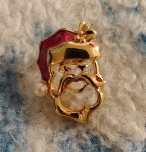 Vintage Weihnachtsmann Anstecknadel Brosche Rot Gold Emaille Perle Weihnachten  - Bild 1 von 2