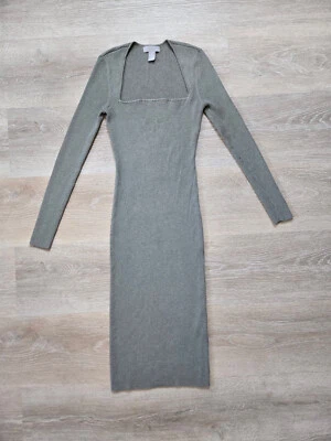 Vestido midi de punto acanalado verde caqui manga larga con escote cuadrado talla pequeña H&M Foto 1 de 4