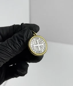 Catholic Saint Benedict Gold & Silver Tone Religious Medal - Picture 1 of 2