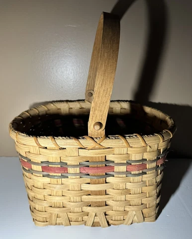 vintage hand made basket with handle name on bottom size see pictures! Cover