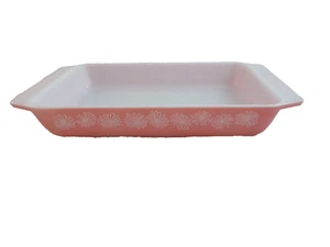 Vintage PYREX Pink Daisy Casserole Dish ~ Space Saver 1-1/4 Qt 548-B USA (20) - Picture 1 of 6