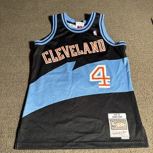 Maglia Swingman Mitchell & Ness Cleveland Cavaliers Shawn Kemp 1997-98 #4 taglia M - Foto 1 di 17