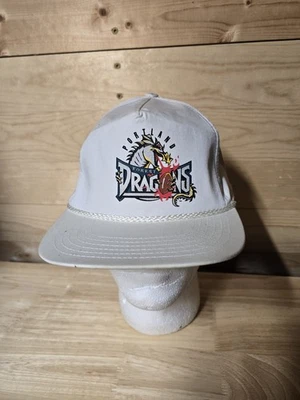 Sombrero de fútbol vintage Portland Forest Dragons Arena blanco Foto 1 de 4