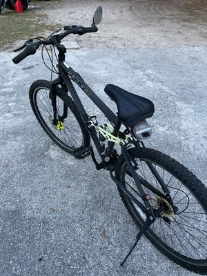 Bicicleta de montaña de 21 velocidades Foto 1 de 4