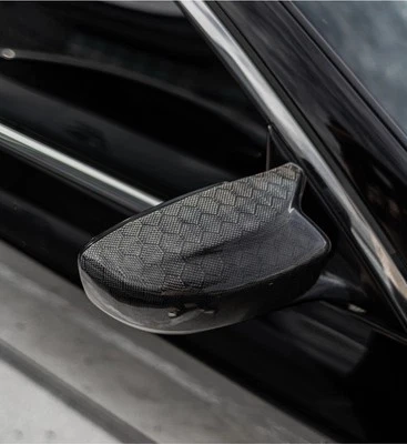 Tapas de cubierta de espejo de nido de abeja estilo M para Infiniti G37 Q40 Q60 2008-2013 Foto 1 de 2