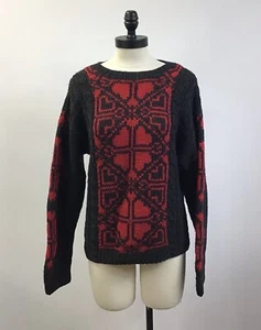 The Woolrich Woman Vintage Heart Sweater Size Medium - Picture 1 of 2