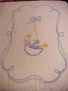 Vint. Baby Chenille w/ Birds in a Cradle - Foto 1 di 3