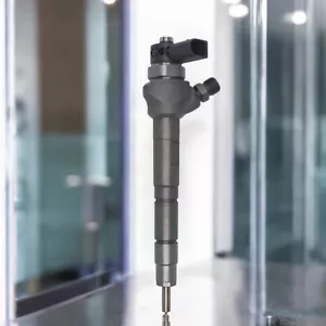 Audi A6 2,0 TDI 2011-2015 Bosch Diesel Injector 0445110646 0986435167 0445110369 - Picture 1 of 7