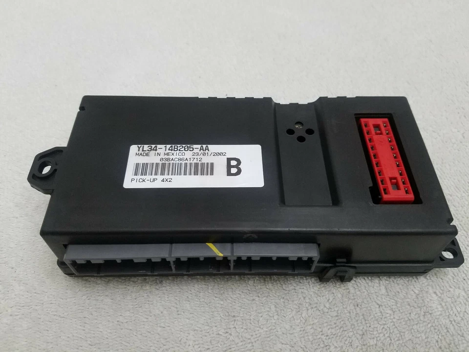 1999-2004 FORD F150 2WD AUTO GEM MODULE PRE-PROGRAMMED BCM YL34-14B205-AA - Image 1 of 3