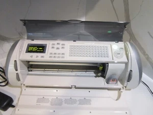 Cricut CREX001 Expression Machine - Picture 1 of 5