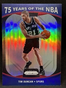 Tim Duncan 2021-22 Panini Prizm 75 anni della NBA #12 Prizm - Spurs - Foto 1 di 2