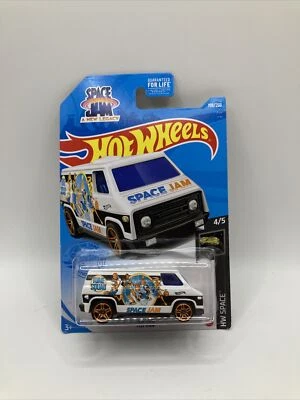 Фургон 2021 Hot Wheels HW Space 4/5 70-е Space Jam No198 - Изображение 1 из 2