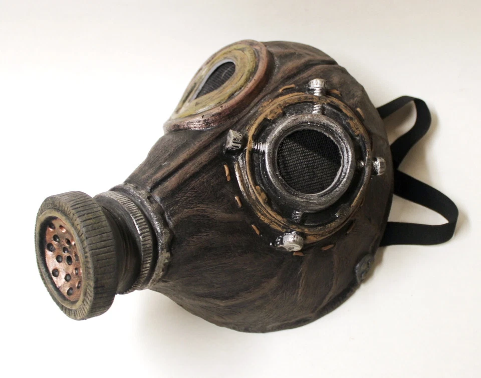 Halloween Cosplay Steampunk Latex Rubber Gas Mask - Image 1 of 4