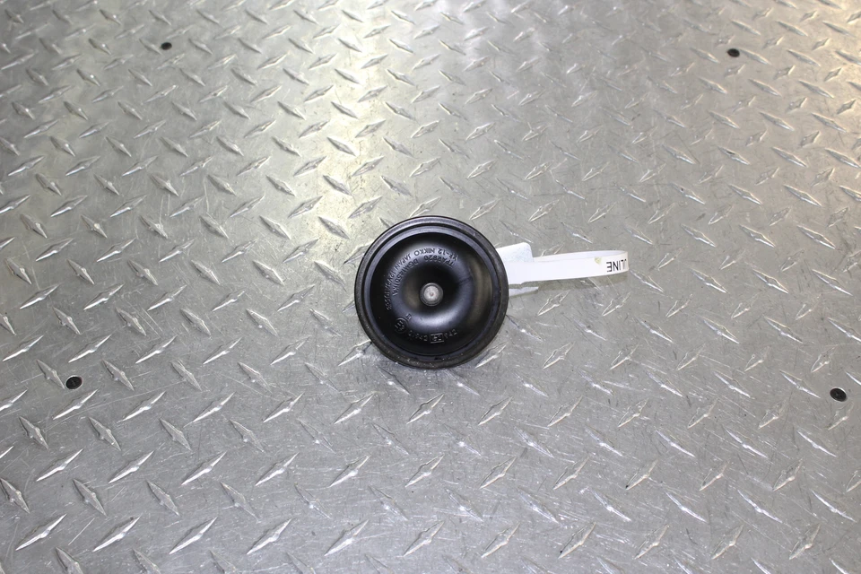 2004 YAMAHA YZF R1 SINAL DE BUZINA - Imagem 1 de 4