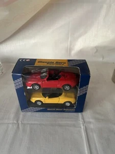 The Discovery Store - Welly Mustang Mach 111 & Alfa Romeo Spider - Picture 1 of 7
