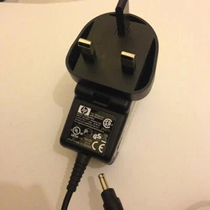 HP HSTNN-P05A 367044-001 ADATTATORE DI ALIMENTAZIONE AC 5,0 V / CARICATORE ~ 8427 - Foto 1 di 1