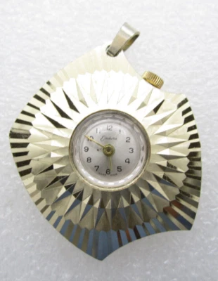 Reloj Colgante Redondo 35mm Analógico Mecánico Cuerda Manual Endura De Colección (H101) Foto 1 de 4