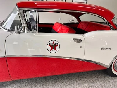 Texaco Magnetic Sticker - 2 Magnetic (8'' Dia) and 1 Sticky (9'' Dia) - Image 1 of 4