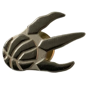 NBA Toronto Raptors Logo Souvenir Pin - Picture 1 of 2