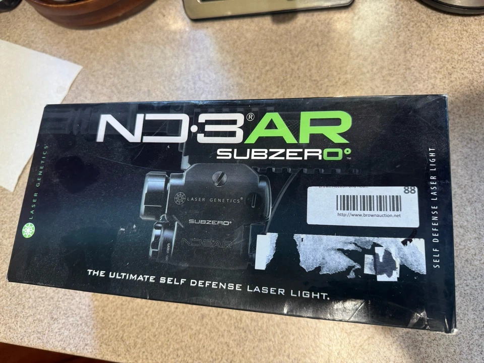 Papeles de caja láser Laser Genetics Sub Zero  Foto 1 de 3