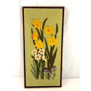 VTG Crewel Floral Daffodil Paragon Needlepoint 70s Framed Fiber Wall Art 13"x27" - Picture 1 of 13