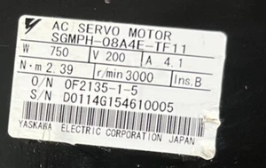 Yaskawa Motor New in box SGMPH-08A4E-TF11 in stock ship by DHL/UPS - Picture 1 of 1