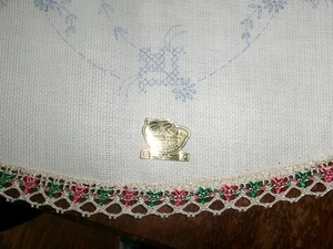Vintage 2 Betsy Ross Needlework Dresser Scarfs ~Beautiful Trim~ Butterflys~ - Picture 1 of 6