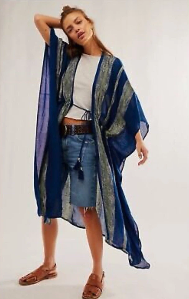 Nuevo con etiquetas O/S Free People Intimately Emerald Coast Kimono Semi Transparente Azul Blanco Rayas Foto 1 de 4