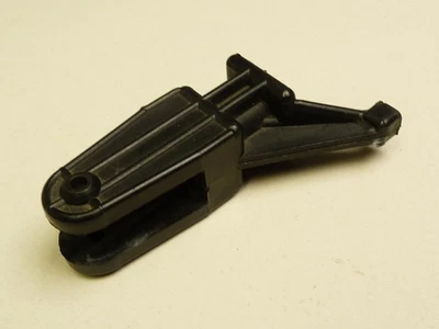 Ersatzteil 1x Blatthalter für Graupner Uni Mechanik Hubschrauber Heli Verbrenner - Bild 1 von 4