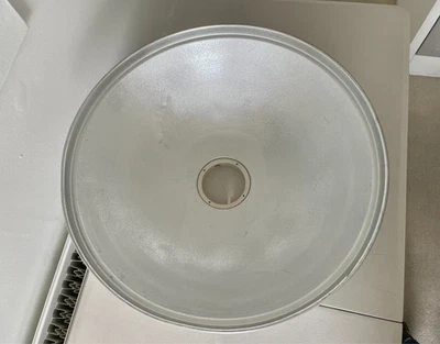 Elinchrom 70cm 64 Degree Silver Beauty Dish With Deflectors  & Silk - Image 1 of 4