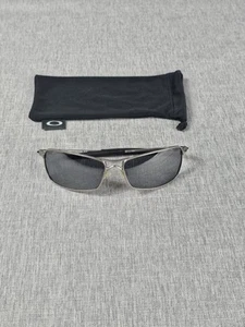Oakley Crosshair 2.0 Sonnenbrille polarisiert mit Oakley Brillensocke - Bild 1 von 16
