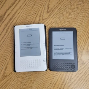 Amazon Kindle Bundle Lot Of 2 D00901 D00701 White Black FOR PARTS OR REPAIR - Picture 1 of 8