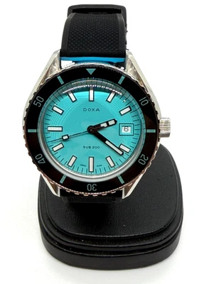 Doxa Sub 200 Aqua Steel/ Rubber Auto 40mm Watch (Card) Retail $1290 - Image 1 of 4